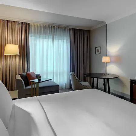 Hilton 4*
