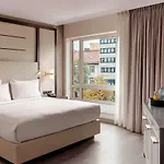 Hotell Hilton 4*
