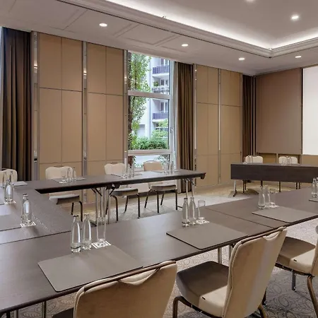 Hilton מלון מינכן