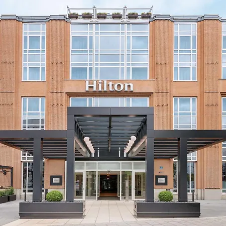 מלון Hilton