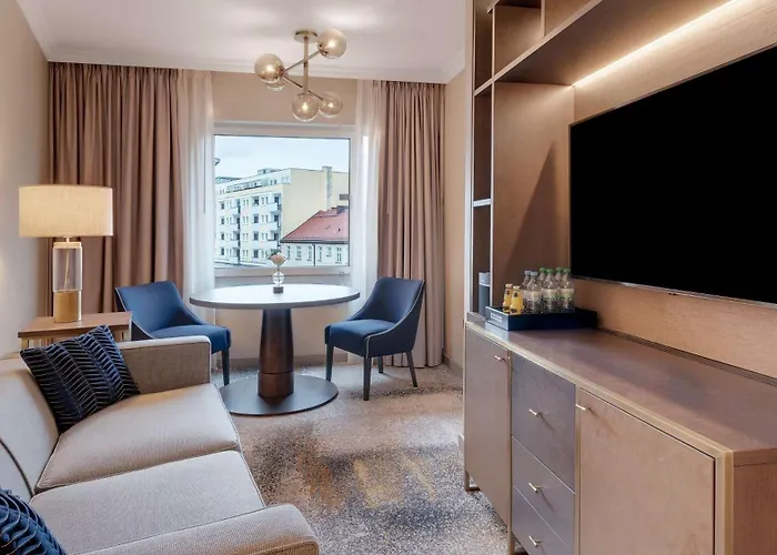 Hilton Hotel 4*