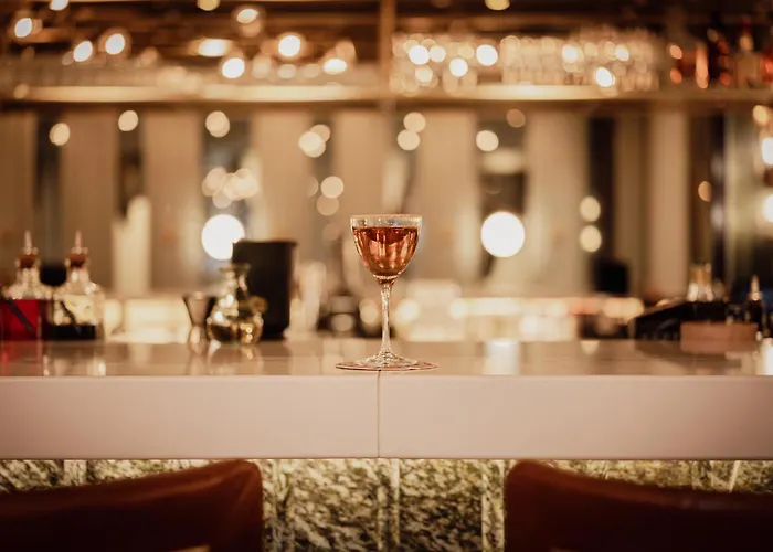 Hilton Hotel 4*
