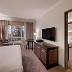 Hilton Отель