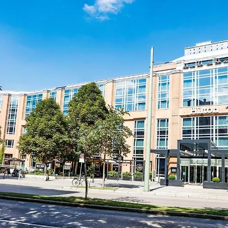 ヒルトン シティ 4* ミュンヘン