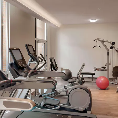 ホテル ヒルトン シティ