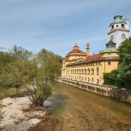 ホテル ヒルトン シティ